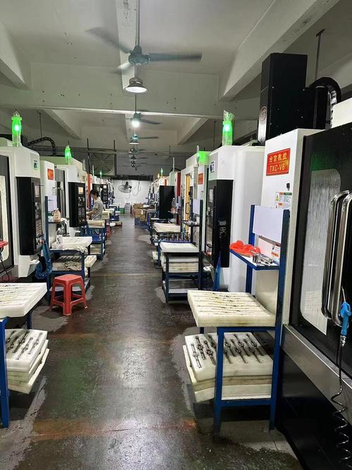 关注进旺铺扫码联系工厂展厅东莞市清溪尚莹金属制品厂是一家集设计